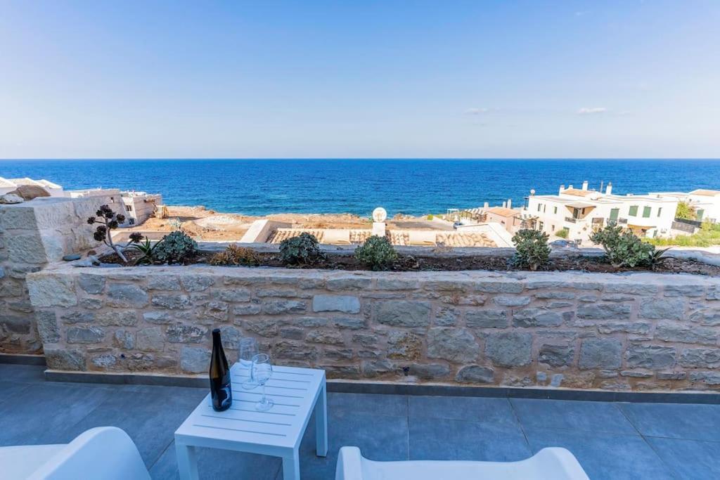 Zefyros Suite , Seafront Retreat ! Panormos  Ngoại thất bức ảnh