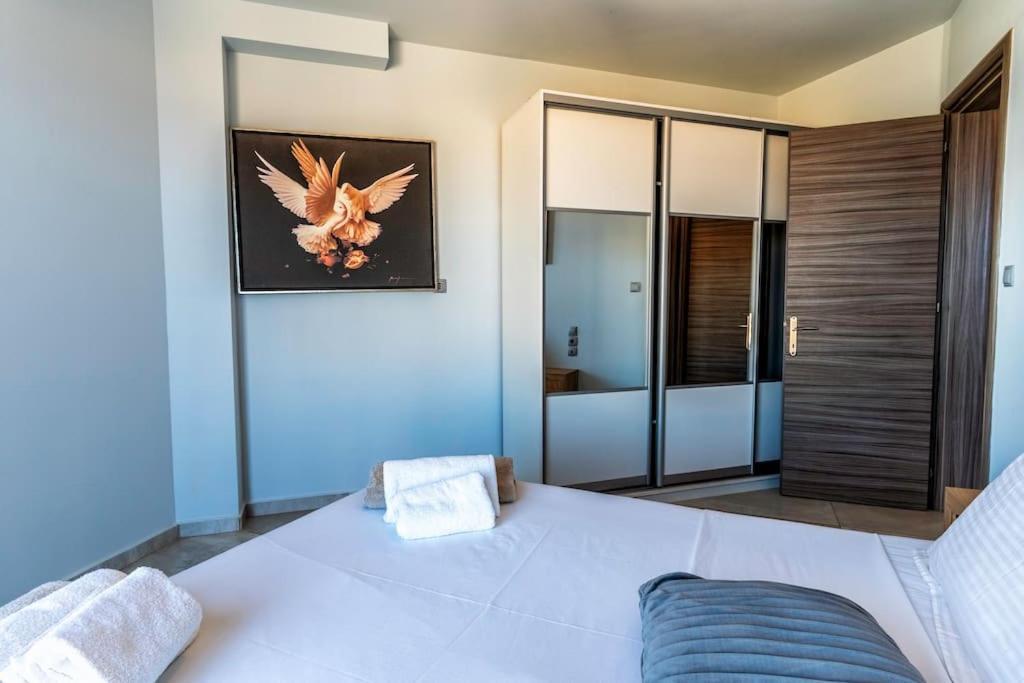 Zefyros Suite , Seafront Retreat ! Panormos  Ngoại thất bức ảnh