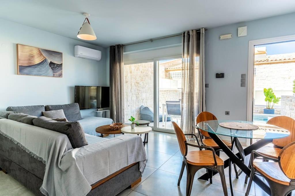 Zefyros Suite , Seafront Retreat ! Panormos  Ngoại thất bức ảnh
